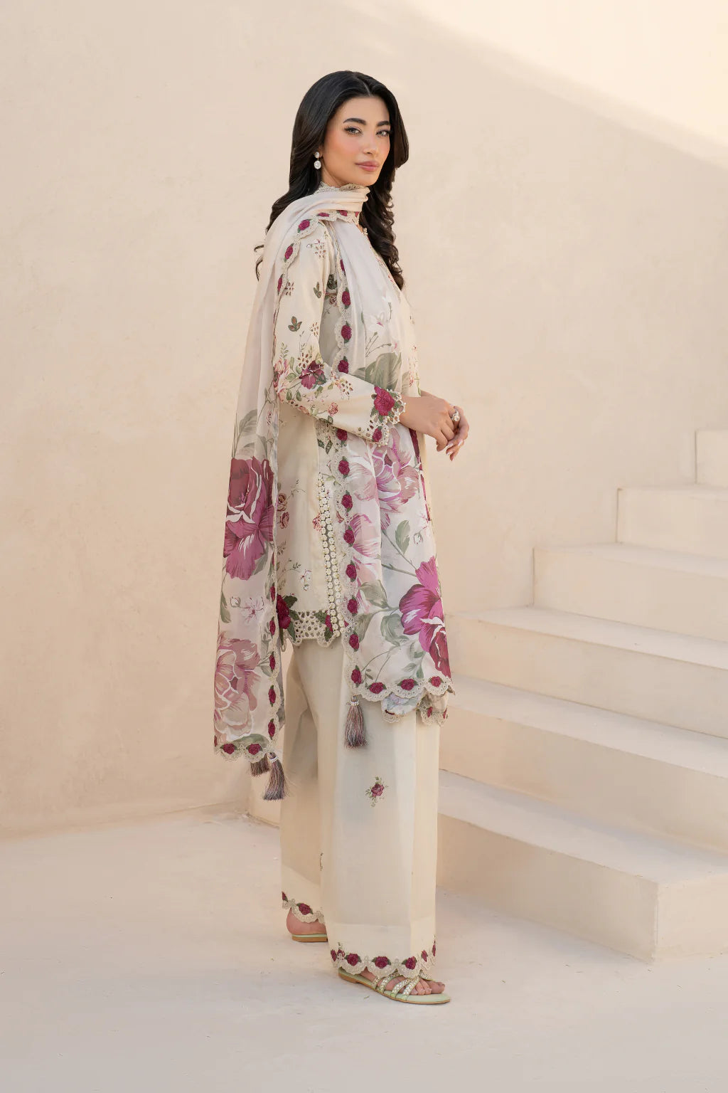 Iznik Chikankari Embroidered Luxury Lawn Digital Printed 3 Piece Dress – 0022