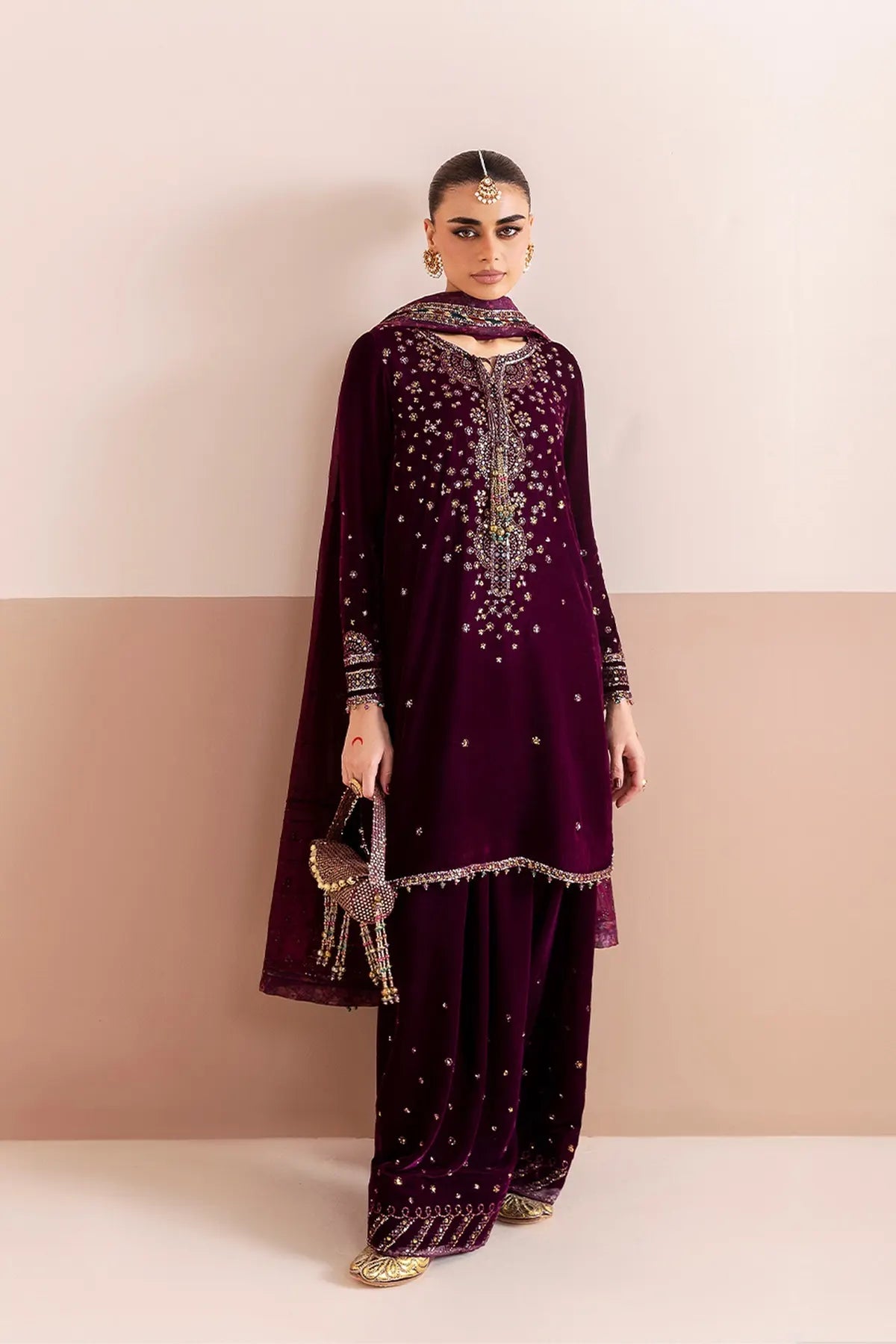ROSHANEH By Jazmin Embroidered Velvet Formal 3 Piece Dress - 0048