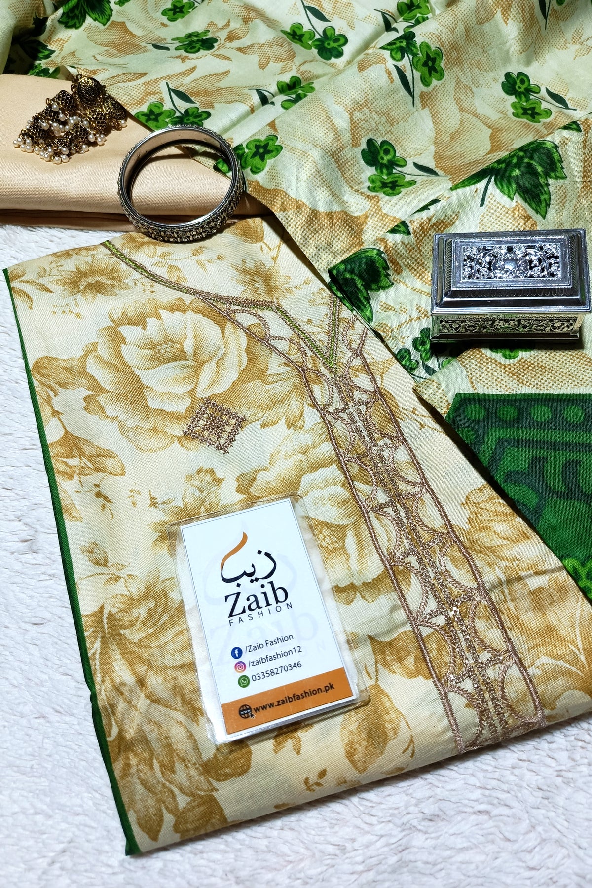 Designer Embroidered & Digital Print Lawn 3 Piece Dress – 0006