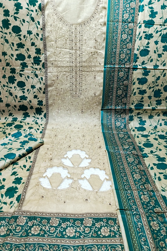 Designer Embroidered & Digital Print Lawn 3 Piece Dress – 0039