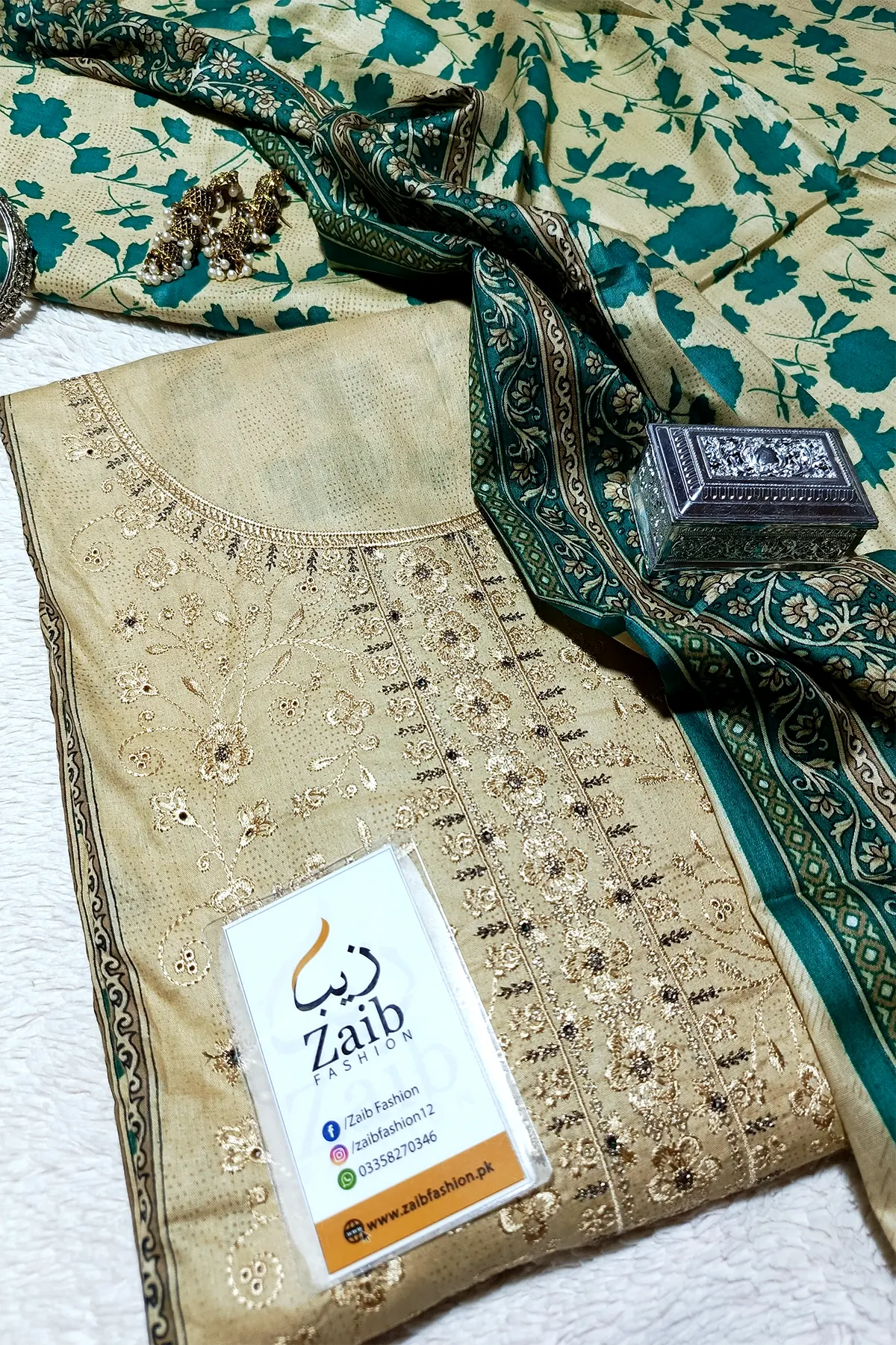 Designer Embroidered & Digital Print Lawn 3 Piece Dress – 0039