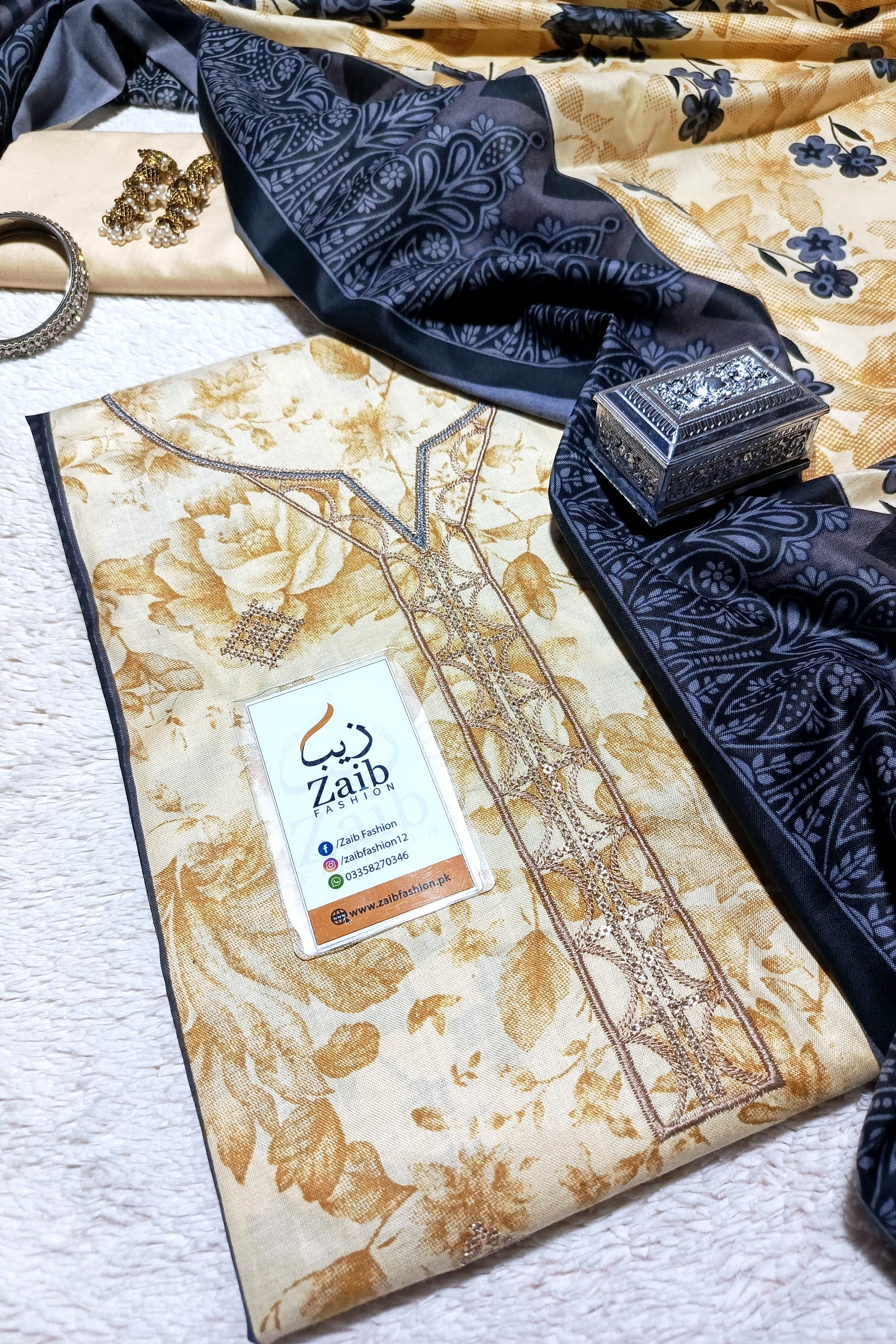 Designer Embroidered & Digital Print Lawn 3 Piece Dress – 0007