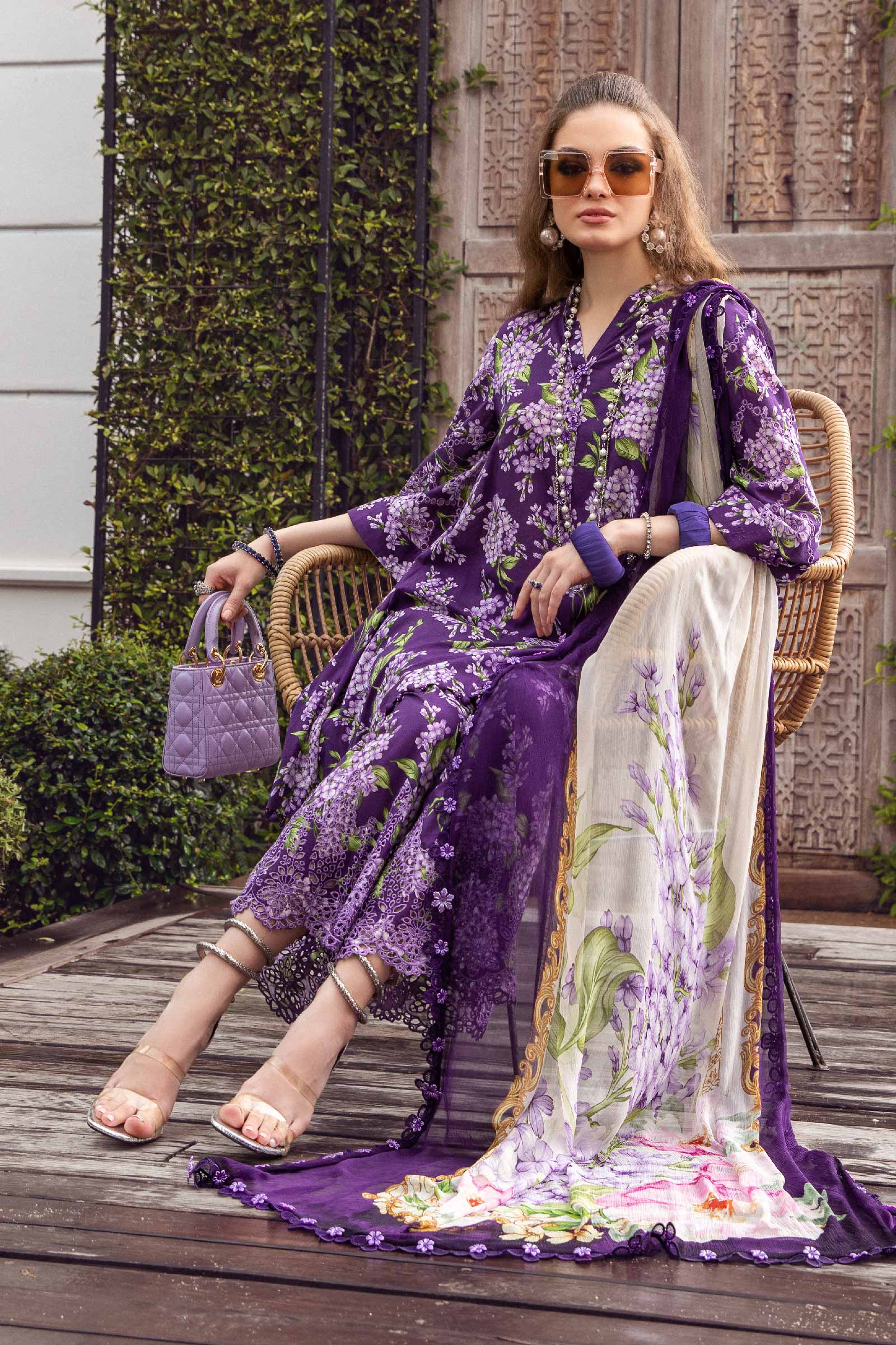 M Prints By Maria B Embroidered Cambric Suits Unstitched 3 Piece – 0018