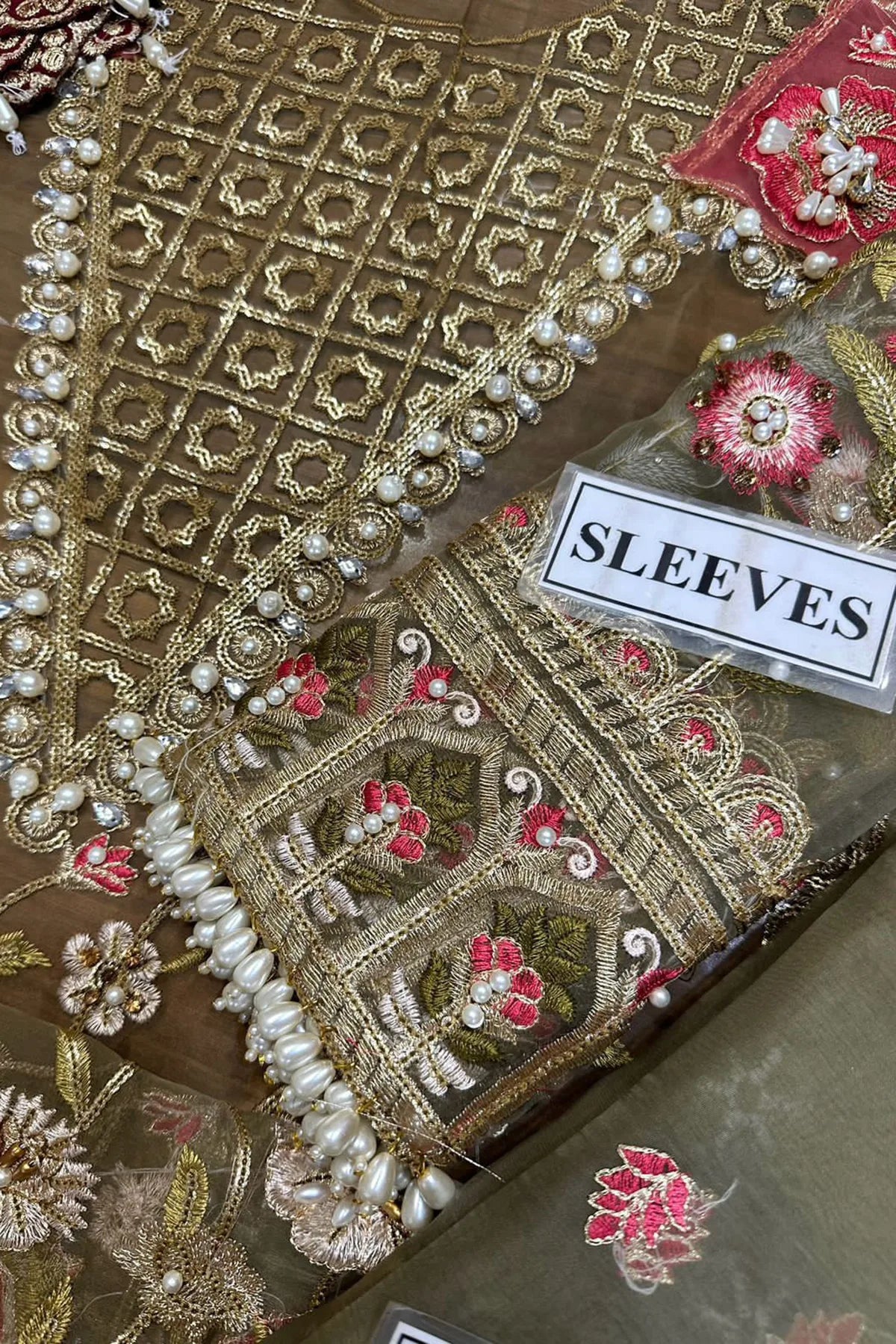 ARTISANAL ANECDOTES By Crimson Embroidered Organza Luxury Wedding 3 pc - 0040